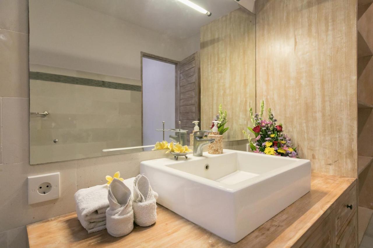 Villa Briana Seminyak By Villas R Us Exterior foto